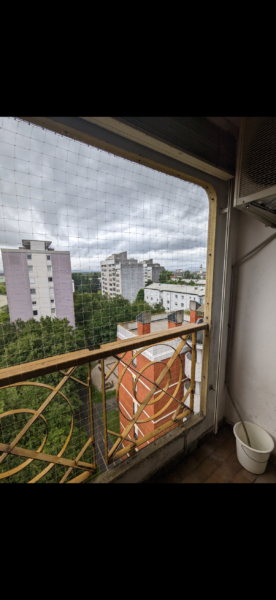 Zaščita balkona proti golobom